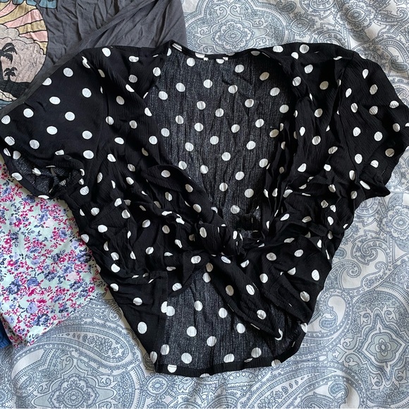 Crop tops - Picture 11 of 12